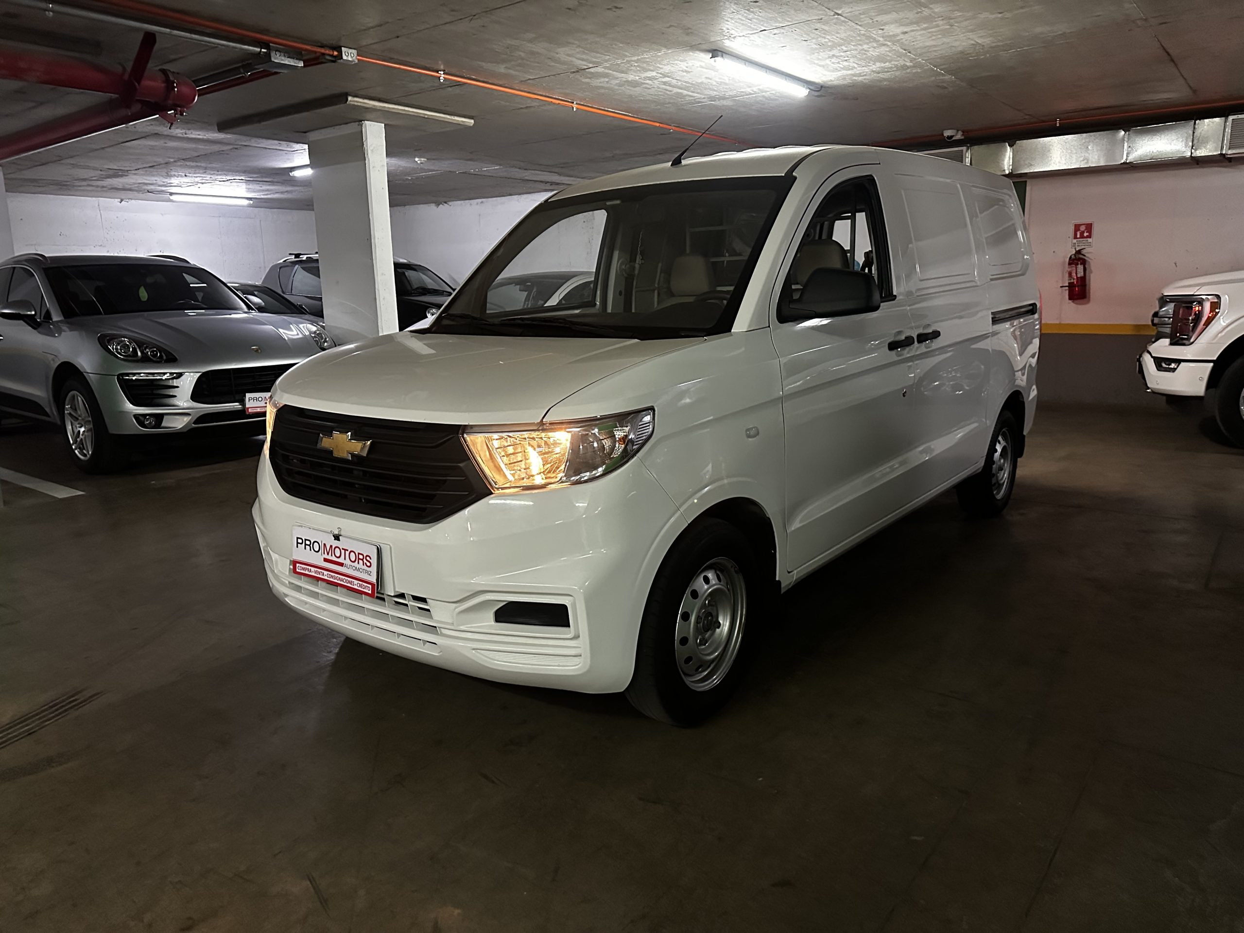 2020 Chevrolet N400 Max 1.5 Van Aire Acondicionado